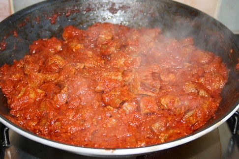Мясо в томатном соусе рецепт