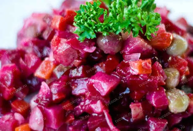 Винегрет классический — с солёными огурцами и горошком