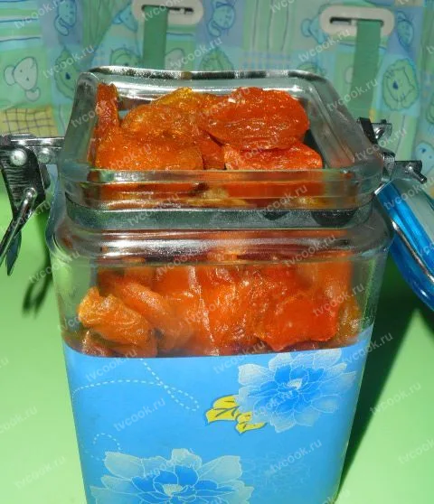 Вяленые абрикосы