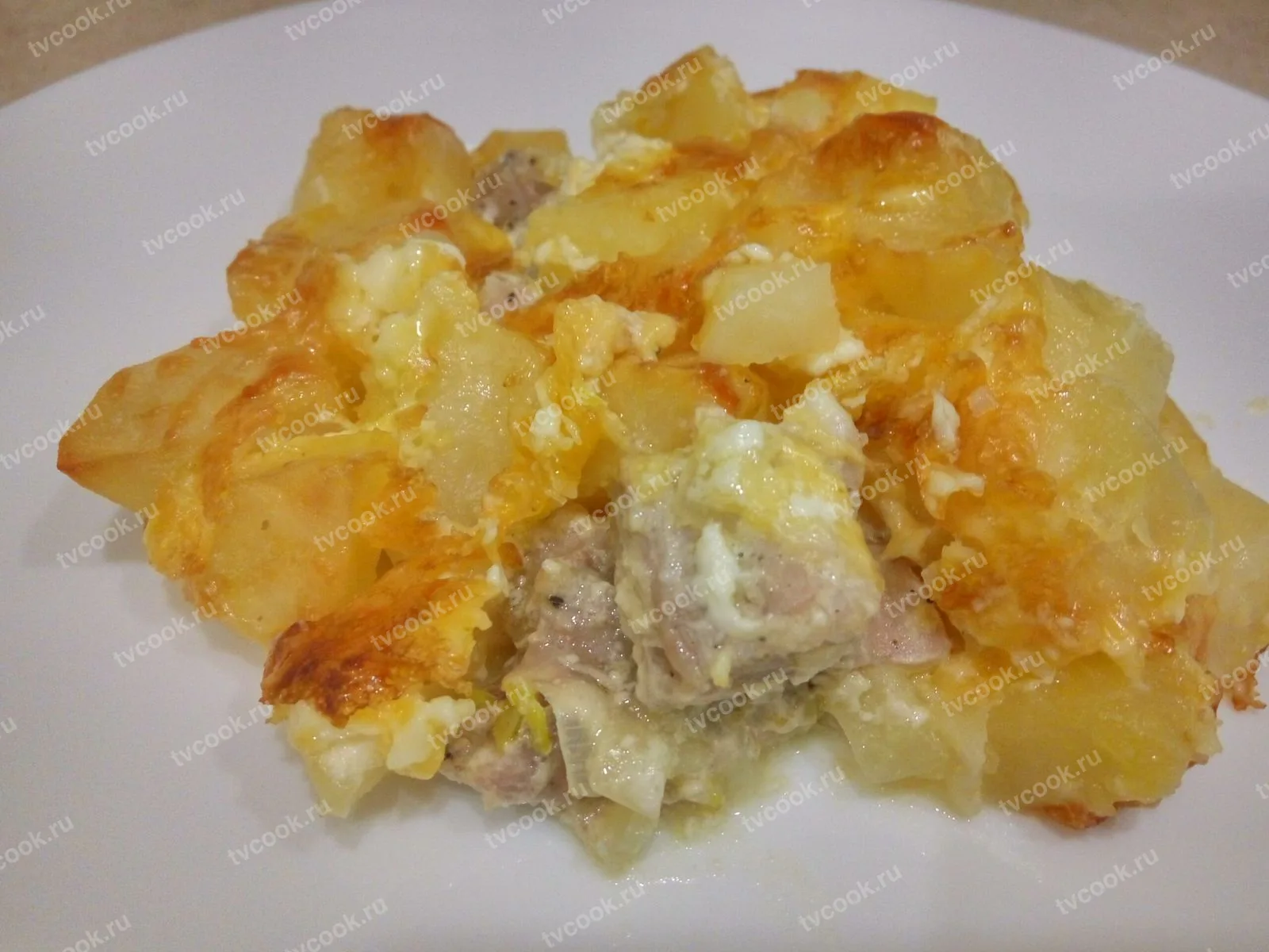 Картошка с мясом в духовке