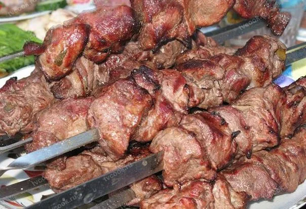 Шашлык из говядины — мягкий и сочный