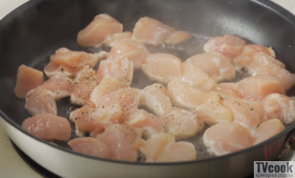 Курица с брокколи в апельсиновом чили-соусе Курица с брокколи в апельсиновом чили-соусе