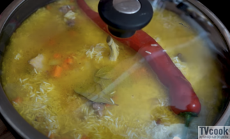 Плов из курицы на сковороде Плов из курицы на сковороде
