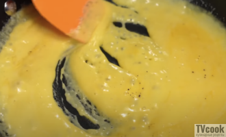 Хрустящий картофель фри с сырным соусом дома Хрустящий картофель фри с сырным соусом дома