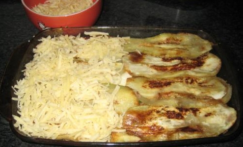 Мусака по-гречески Мусака по-гречески