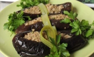 Сациви из баклажанов с ореховым соусом Сациви из баклажанов с ореховым соусом