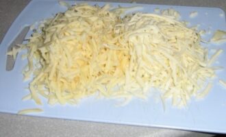 Новогодний салат «Сапожок» с курицей и грибами Новогодний салат «Сапожок» с курицей и грибами