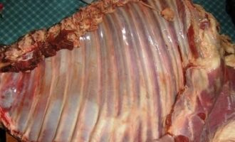 Бараньи рёбрышки в беконе в ароматном маринаде