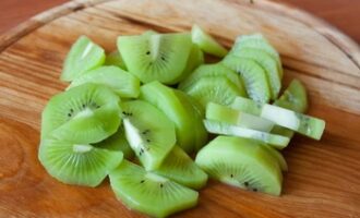 Домашний фруктовый лёд с киви и мятой Домашний фруктовый лёд с киви и мятой