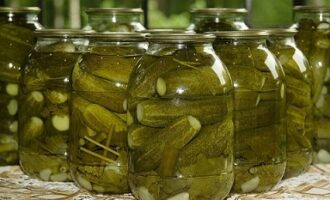 Солёные огурцы на зиму как бочковые – пошаговый рецепт Солёные огурцы на зиму как бочковые – пошаговый рецепт