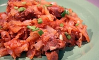 Тушёная квашеная капуста с мясом Тушёная квашеная капуста с мясом