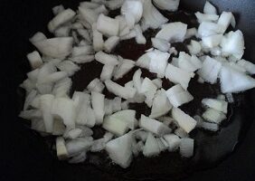 Тушёная квашеная капуста с мясом Тушёная квашеная капуста с мясом