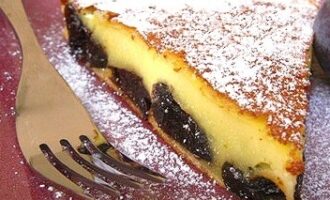 Пирог с черносливом Пирог с черносливом