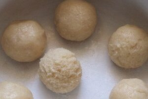 Пончики из творога: Рецепт и секреты приготовления Пончики из творога: Рецепт и секреты приготовления
