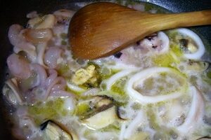 Кус-кус с морепродуктами: Пошаговый рецепт Кус-кус с морепродуктами: Пошаговый рецепт