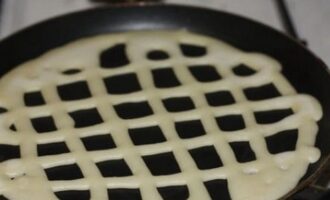 Рецепт блинной закуски «Макраме» с начинкой на ваш вкус Рецепт блинной закуски «Макраме» с начинкой на ваш вкус