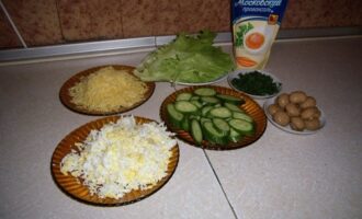 Пошаговый рецепт закуски 'Грибная поляна' с грибами и сыром Пошаговый рецепт закуски 'Грибная поляна' с грибами и сыром