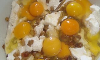 Пасха с изюмом и лимонной цедрой: пошаговый рецепт Пасха с изюмом и лимонной цедрой: пошаговый рецепт