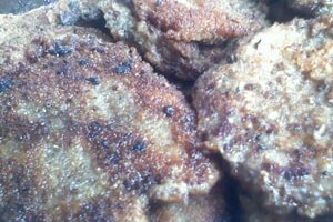 Говяжьи отбивные в сухарях: пошаговый рецепт Говяжьи отбивные в сухарях: пошаговый рецепт