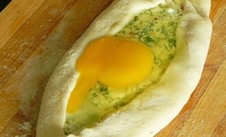 Открытые пирожки с яйцами Открытые пирожки с яйцами