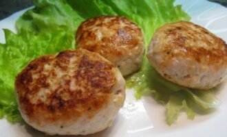 Куриные биточки Куриные биточки