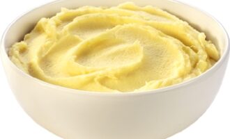 Чебуреки с картошкой Чебуреки с картошкой