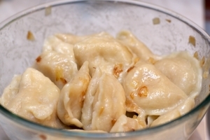 Вареники с картошкой и грибами Вареники с картошкой и грибами
