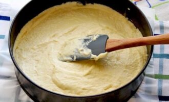 Пирог с луком и яйцом Пирог с луком и яйцом
