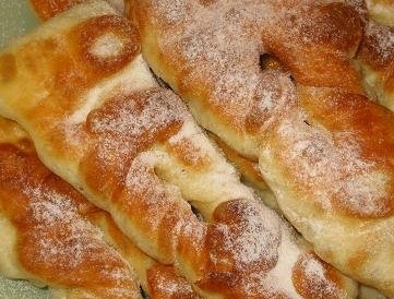 Пышки-вертушки на кефире Пышки-вертушки на кефире