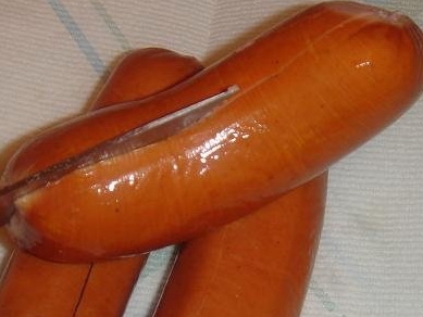 Фаршированные сардельки с грибным соусом Фаршированные сардельки с грибным соусом