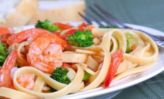 Паста с морепродуктами: Пошаговый рецепт Паста с морепродуктами: Пошаговый рецепт