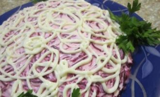 Салат Селедка под шубой с яблоком Салат Селедка под шубой с яблоком