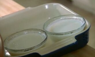Клубничная панакота с ароматом ванили и розмарина Клубничная панакота с ароматом ванили и розмарина