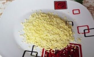 Салат «Кольцо» из печени Салат «Кольцо» из печени