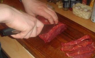 Говядина по-японски: рецепт с овощами и соусом Говядина по-японски: рецепт с овощами и соусом