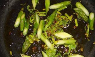 Говядина по-японски: рецепт с овощами и соусом Говядина по-японски: рецепт с овощами и соусом