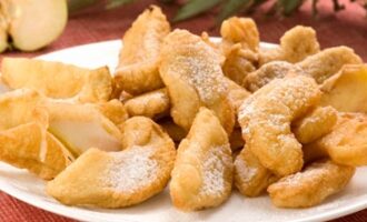 Груша в кляре: рецепт с ликером и лимонной цедрой Груша в кляре: рецепт с ликером и лимонной цедрой