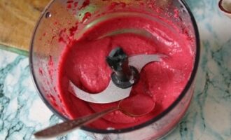 Классическая наливка из вишни: подробный рецепт Классическая наливка из вишни: подробный рецепт