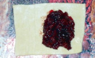 Слойки с джемом Слойки с джемом