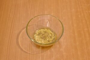 Салат с Сыром, Куриным Филе и Домашними Сухариками Салат с Сыром, Куриным Филе и Домашними Сухариками