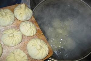 Пошаговый рецепт приготовления хинкали с говядиной и бараниной Пошаговый рецепт приготовления хинкали с говядиной и бараниной