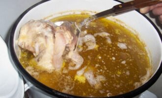 Хаш армянский — традиционный из говяжьей ноги и рубца с чесноком Хаш армянский — традиционный из говяжьей ноги и рубца с чесноком