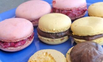 Миндальные пирожные "Макарон" Миндальные пирожные "Макарон"