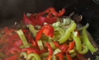 Лагман уйгурский Лагман уйгурский