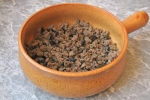 Картофельная запеканка с фаршем и грибами Картофельная запеканка с фаршем и грибами