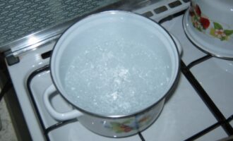 Пошаговый рецепт приготовления теста для чебуреков Пошаговый рецепт приготовления теста для чебуреков
