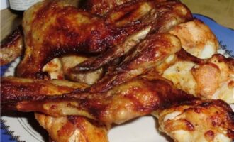 Курица в медовой глазури с горчицей и соевым соусом Курица в медовой глазури с горчицей и соевым соусом
