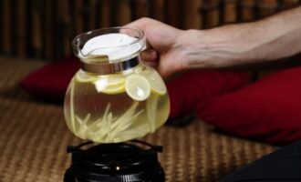 Как приготовить имбирный чай с лимоном и специями Как приготовить имбирный чай с лимоном и специями