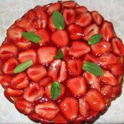 Торт с клубникой Торт с клубникой