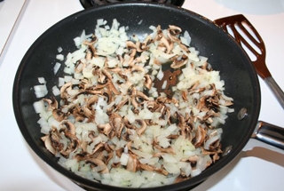 Лапти из картофеля с грибочками и баклажанами Лапти из картофеля с грибочками и баклажанами